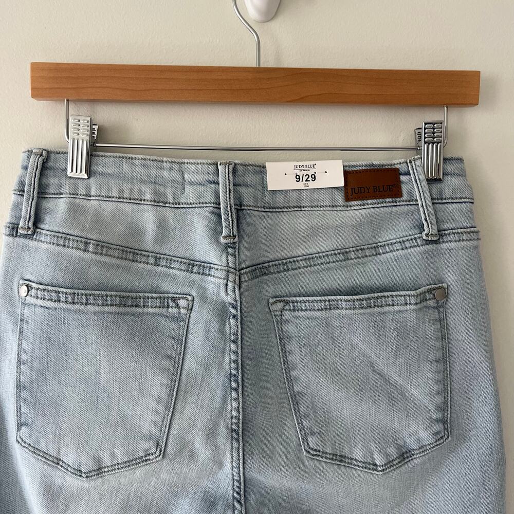 Judy Blue NWT Marco High Rise Tummy Control Top Straight Light Wash Denim Jeans - Picture 9 of 12